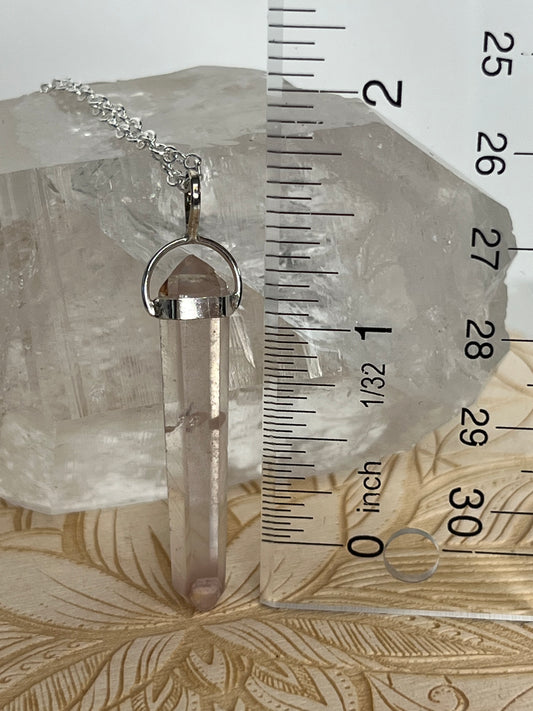Lithium included Quartz Pendant (CC48)